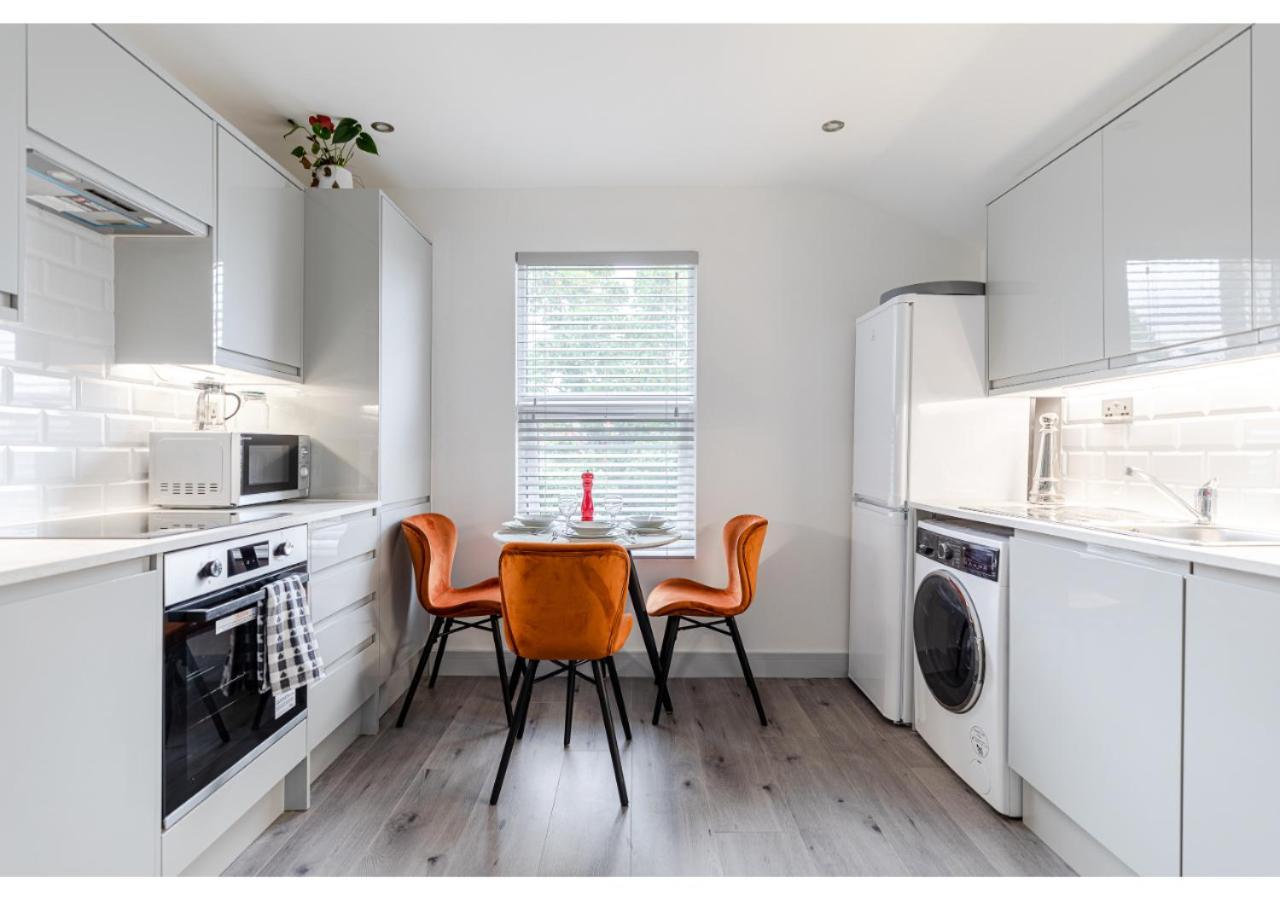 Cozy And Stylish 2 Bedroom Flat In Greater Λονδίνο Εξωτερικό φωτογραφία