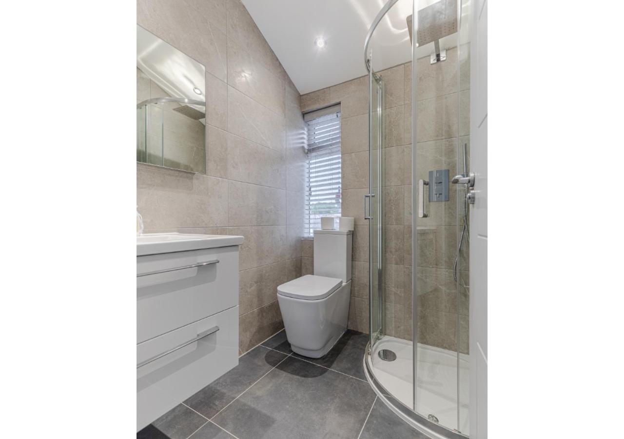 Cozy And Stylish 2 Bedroom Flat In Greater Λονδίνο Εξωτερικό φωτογραφία